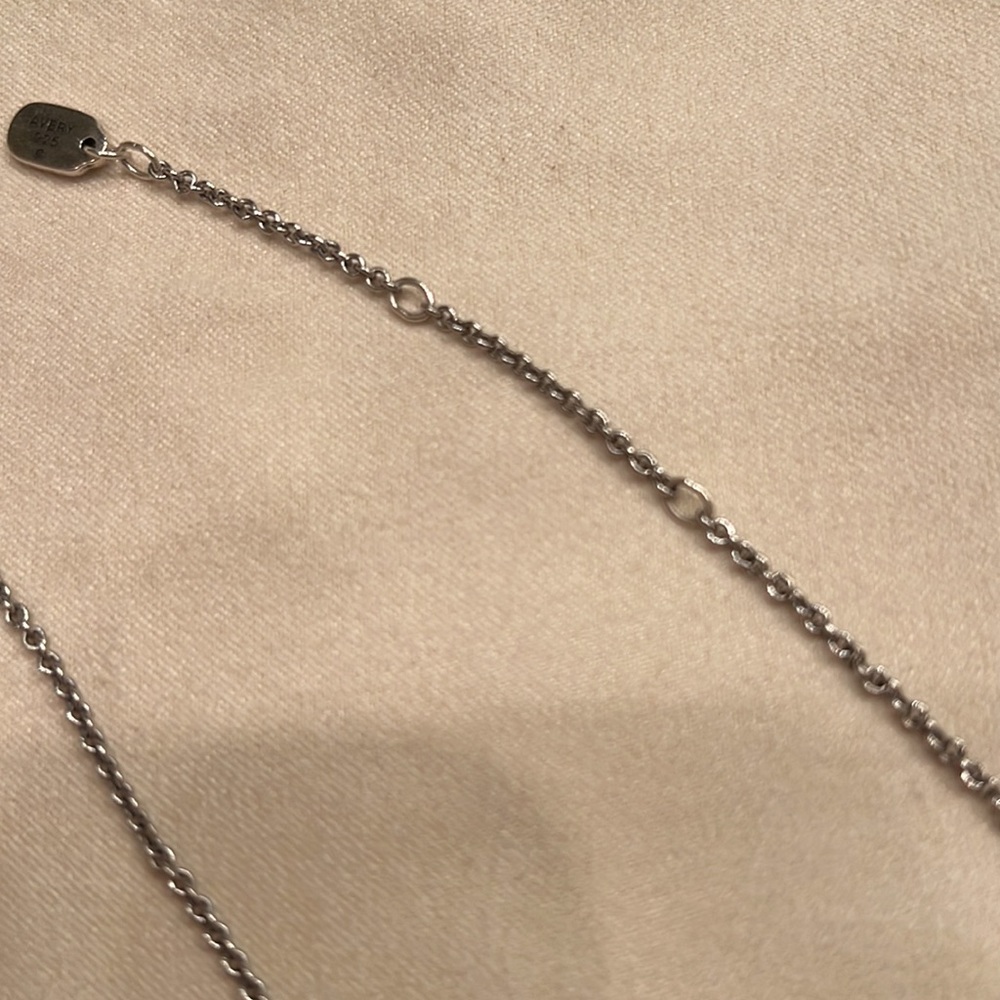 James Avery sterling silver petite engravable horizon necklace. - Picture 4 of 4